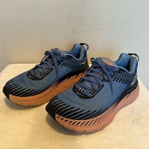 Hoka One One Clifton 5